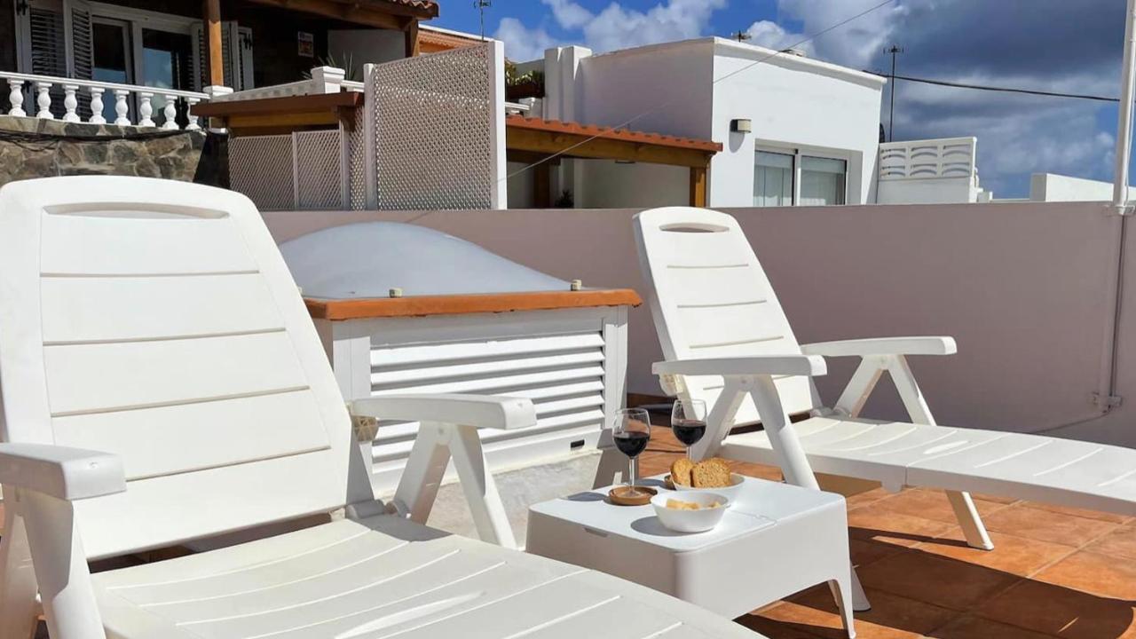 Harmony Beach House - 2Br Sea Views Terrace Villa Телде Екстериор снимка