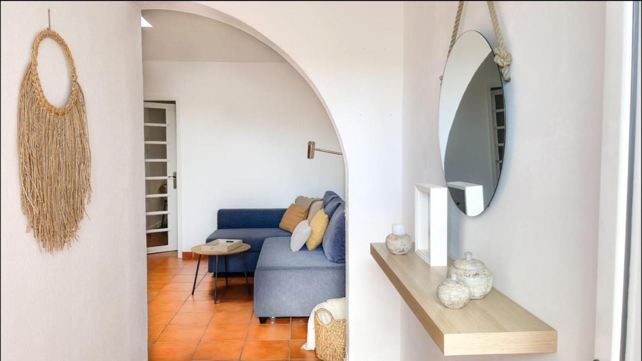 Harmony Beach House - 2Br Sea Views Terrace Villa Телде Екстериор снимка